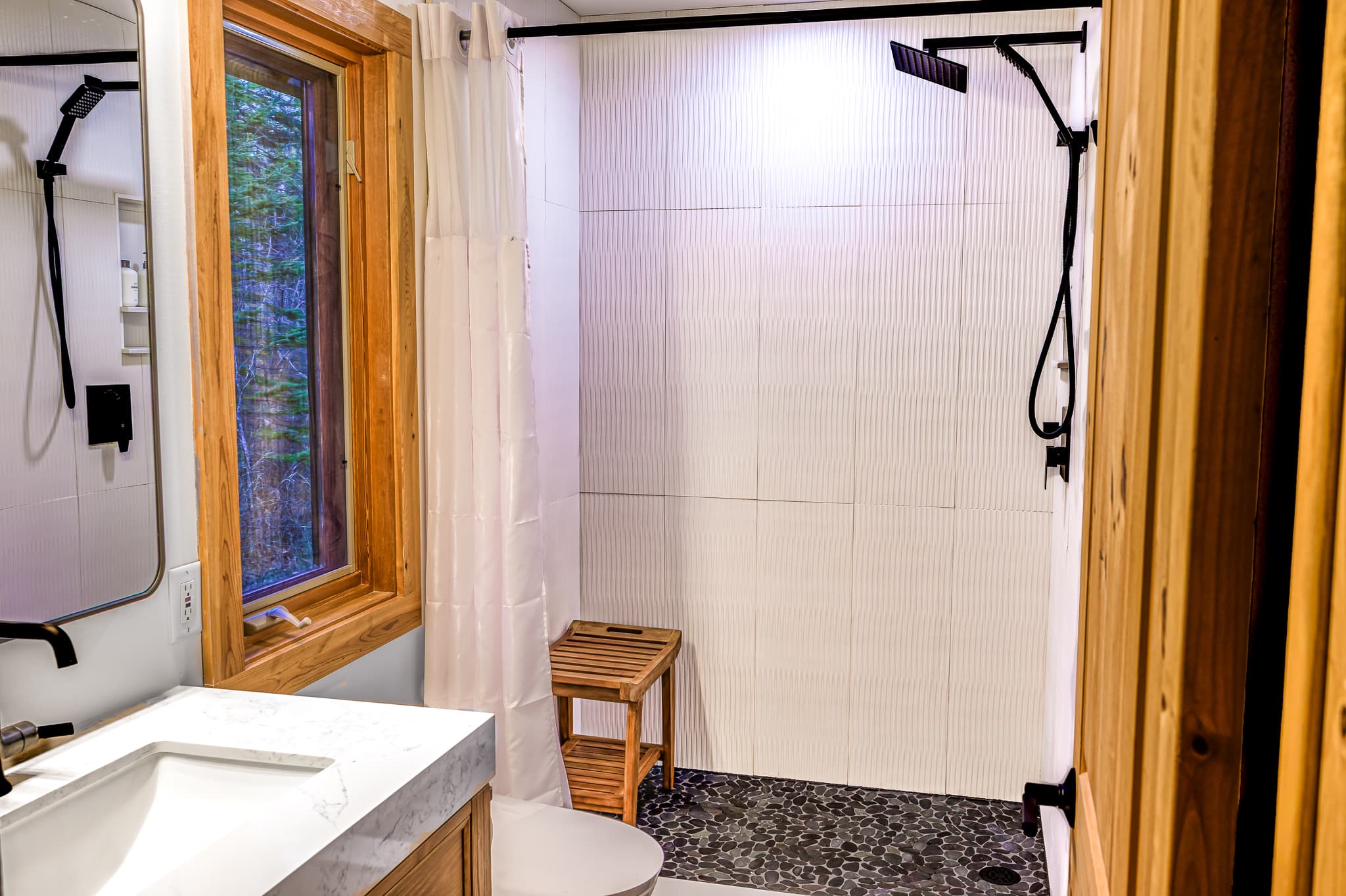 Bathroom 1 — bidet, heated seat, soaking tub